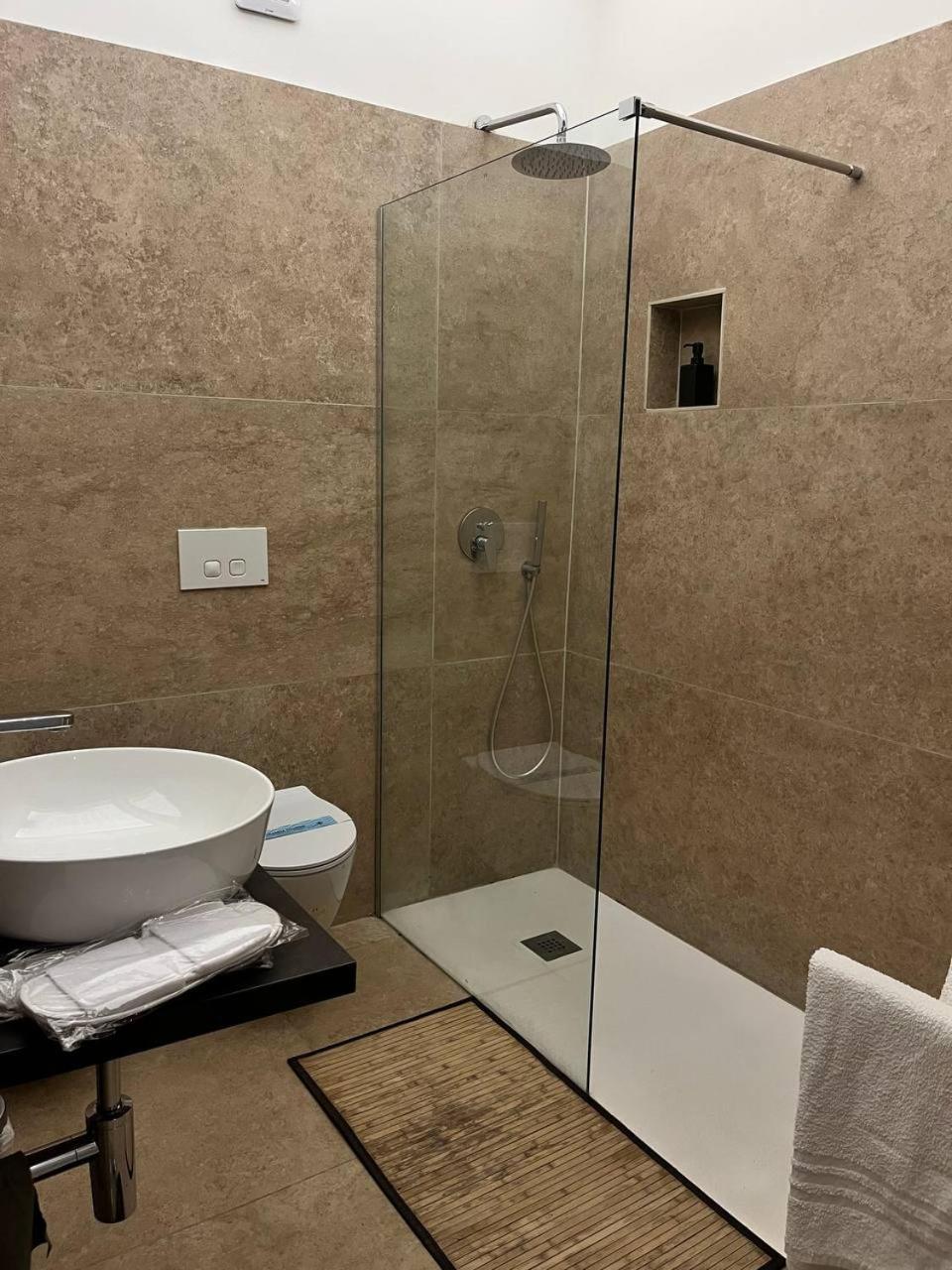 Bien-Etre Exclusive Apartment Taranto Eksteriør billede